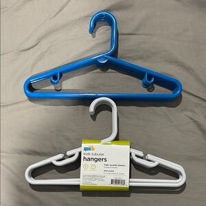 Kids Tubular Hangers - 5pcs Blue and 5pcs White